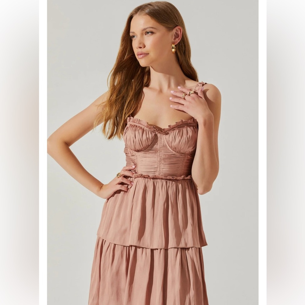 Astr the label Tempany Tiered Dress in Mauve - perfect for wedding